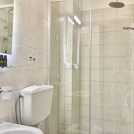 Bruskos Hotell Agios Georgios (Corfu)