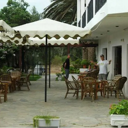 Bruskos 3* Agios Georgios (Corfu)